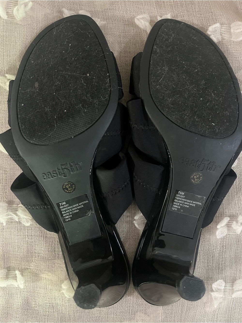 East 5th Black Strappy Slip-On Mules size 7/12 - Picture 7 of 7